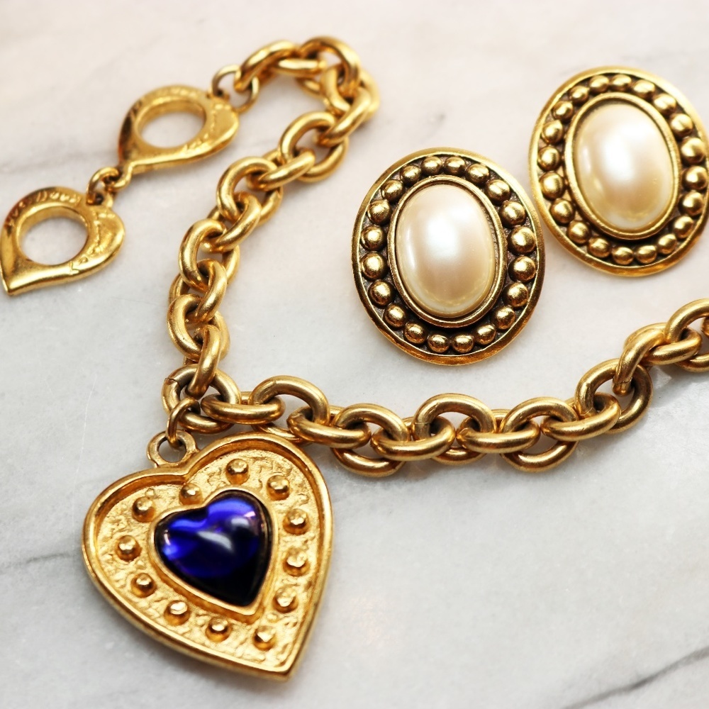 YSL Vintage Yves Saint Laurent Pearl Cabochon Earrings - Picture 14 of 16